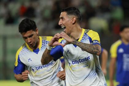 0-3. Di María anota su primer gol en Libertadores en victoria de Rosario Central en Caracas
