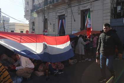 Campesinos llegan a Asunción para denunciar "abandono del Estado paraguayo al campo"