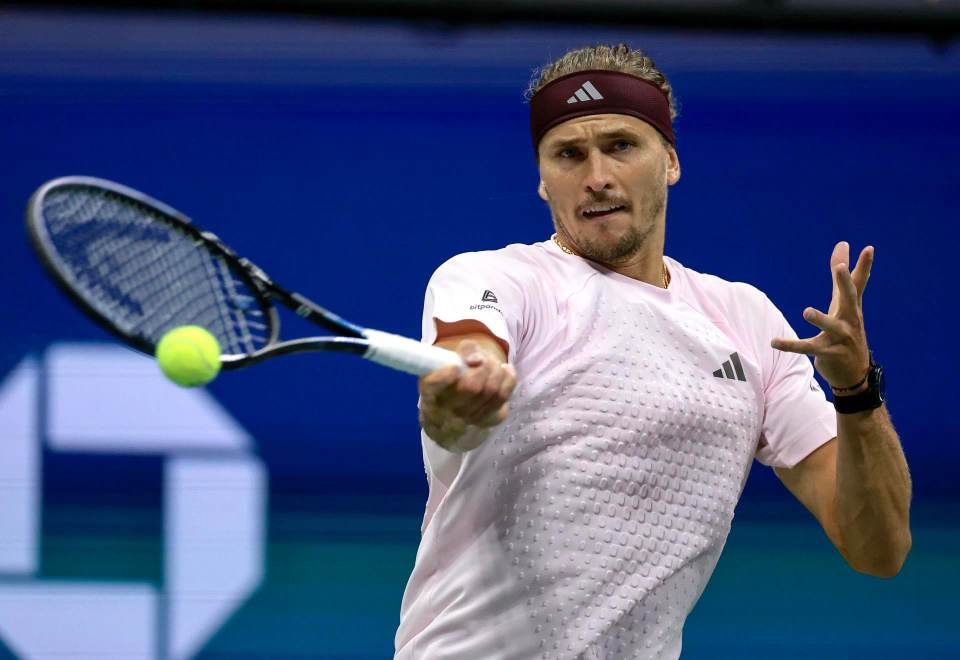 Zverev acaba con un Darderi que reacciona tarde