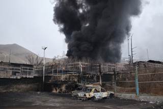 La contaminación del aire, el agua y el suelo serán daños "duraderos" de la guerra en Irán, según Observatorio