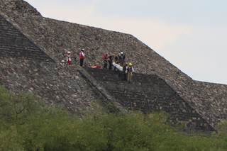 Identifican a joven mexicano como autor de tiroteo en Teotihuacán con víctimas extranjeras