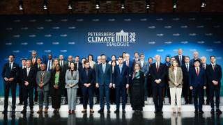 Aagesen subraya la vulnerabilidad por los combustibles fósiles en foro climático en Berlín