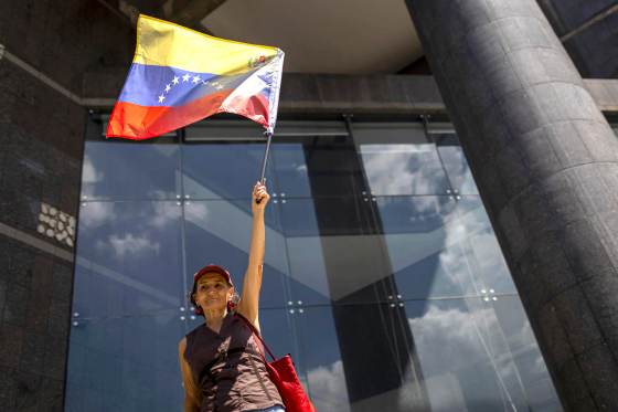 Opositores venezolanos protestan en rechazo a la participación de Delcy Rodríguez ante ONU