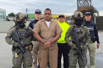 Colombia extradita a EEUU al exjefe negociador de paz de una disidencia de las FARC
