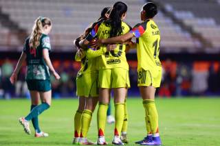 La brasileña Geyse anota dos veces en la goleada de América sobre León