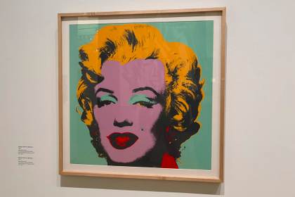 Tras una década ausente en Francia, la obra de Andy Warhol se expone en un pueblo bretón