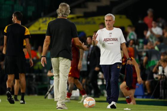 Pellegrini perdió la mitad de sus enfrentamientos con Mourinho