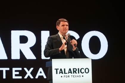 Talarico, el demócrata que busca minar el apoyo republicano en Texas con "amor al prójimo"