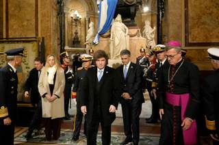 La Iglesia reclama ante Milei "compromiso" con "los más pobres" de Argentina