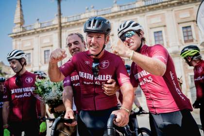 Un enfermo de ELA recorre 1.000 km en bici para exigir la plena aplicación de la ley