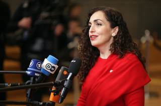 La presidenta de Kosovo disuelve el Parlamento y abre camino a nuevas elecciones