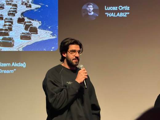 El poder de deidad de la IA: artistas alteran las leyes físicas para crear nuevos géneros