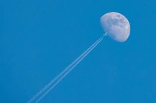 Evitar las estelas de los aviones retrasaría 10 años su impacto en el calentamiento global