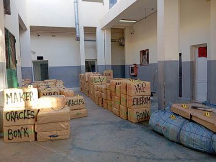 Marruecos incauta ocho toneladas de hachís en el Sáhara y detiene a tres implicados
