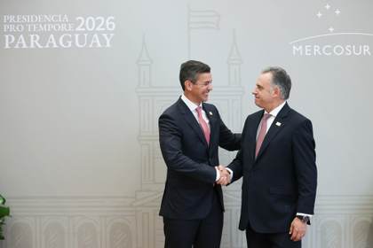 Paraguay entrega presidencia del Mercosur a Uruguay, que priorizará acuerdos comerciales
