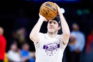 Austin Reaves renovará con Los Angeles Lakers hasta 2030, según ESPN