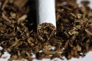 México desmantela fábrica clandestina y decomisa 60 toneladas de cigarrillos falsos
