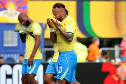Neymar anuncia su adiós de la selección brasileña