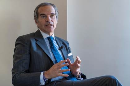 Grossi ve avances tras Chernóbil, pero alerta de "riesgo nuclear en un mundo polarizado"