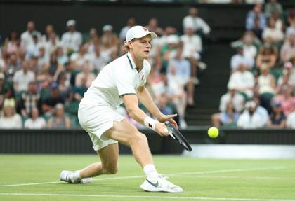 Sinner derriba la ilusión de Mochizuki y llega a cuartos de Wimbledon por quinta vez