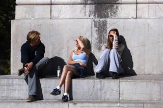 Francia pone 8 departamentos en alerta naranja por un episodio de calor "inusual"