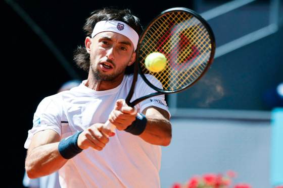 El argentino Tirante reacciona tarde ante Struff y se despide de Pekín