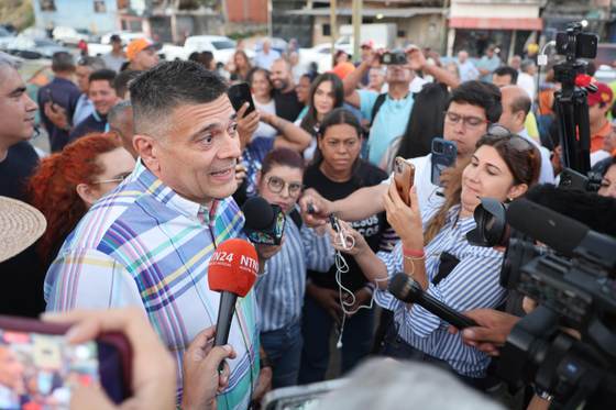 Exdiputado liberado desea que sea "pronto" el regreso de María Corina Machado a Venezuela