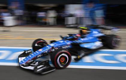 Sainz y Albon, eliminados en la segunda ronda (Q2) de la calificación