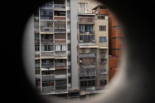 Sin hogar, pero evaluando viviendas: el rostro de la ingeniería tras sismos en Venezuela