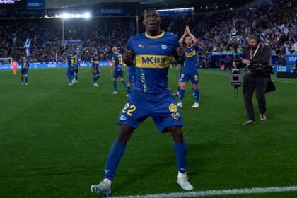 1-0. Diabate engancha al Alavés a la Liga ante el campeón