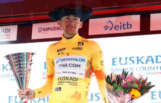 Seixas se alza con la Itzulia y se consolida como la figura emergente del ciclismo