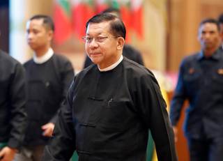 El Parlamento birmano elige al general golpista Min Aung Hlaing como presidente del país