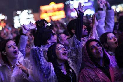 El pop electrónico de Calvin Harris puso a bailar bajo la lluvia al público de Rock in Río