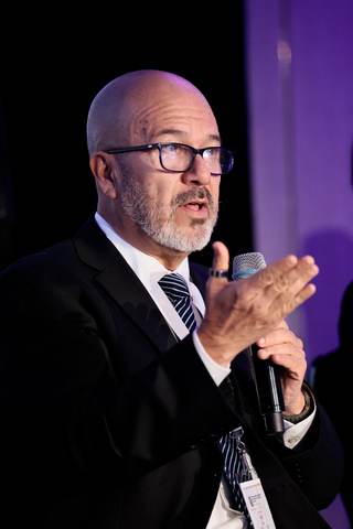 Expertos piden en México afrontar poder de industria alimentaria ante avance de obesidad