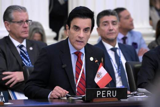 Perú afirma que la "dimensión económica un tiene rol fundamental" en la relación con Chile