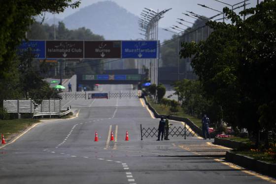 Islamabad sigue blindada a la espera del diálogo y tras la prórroga de la tregua