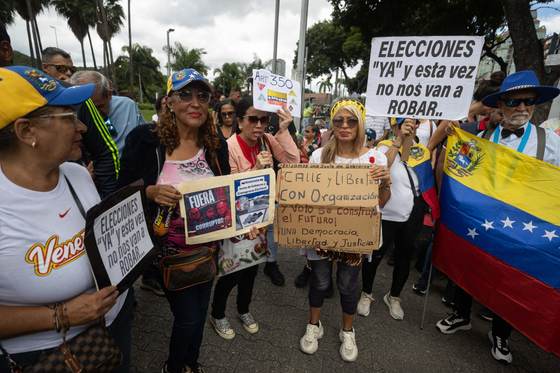 Sindicalistas piden la salida de Delcy Rodríguez y critican su respuesta a los terremotos