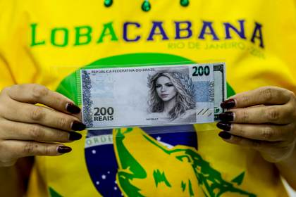 La shakiromanía prende el comercio en Río de Janeiro