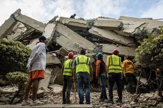 Se elevan a 152 los españoles desaparecidos en los terremotos de Venezuela