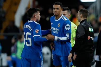 Alexander-Arnold entra en la lista preliminar de Inglaterra para el Mundial