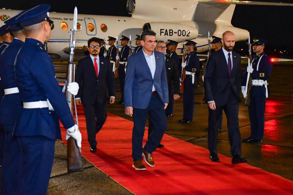 El presidente de Bolivia llega a Paraguay para participar en la Cumbre del Mercosur