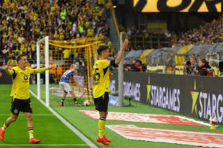2-0. La conexión griega pone en marcha al subcampeón