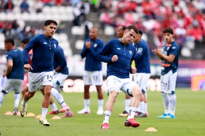 El Pachuca del venezolano Rondón recibe a los Pumas del paraguayo Morales, en semifinales