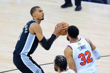Towns: "Wembanyama es un jugador que casi nunca se ha visto"