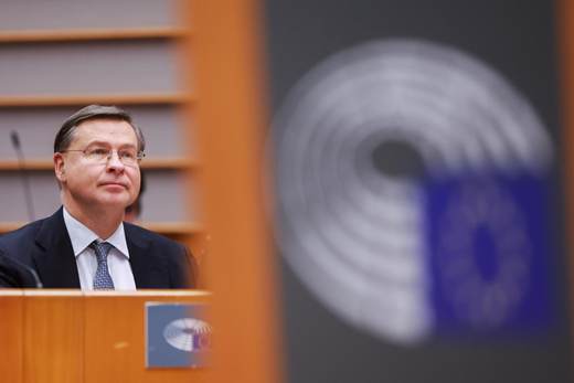 Bruselas cree que el "mejor escenario" sería pactar una "gobernanza global" para la IA