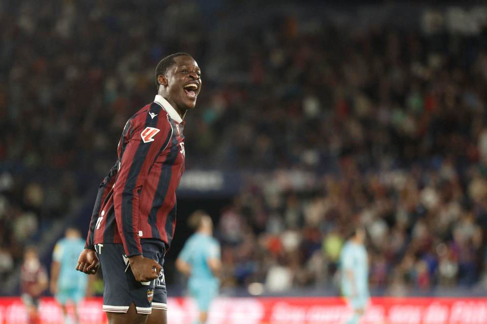 El regreso de Etta Eyong marca el once del Levante ante un Atlético con Giuliano Simeone