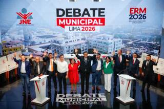 Ultraderechista López Aliaga participa en debate por Alcaldía de Lima pese a restricciones