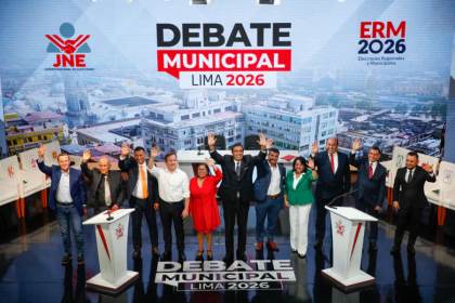 Ultraderechista López Aliaga participa en debate por Alcaldía de Lima pese a restricciones