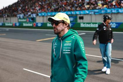 Alonso: "Todo salió bien; tanto la mamá como el bebé están bien"