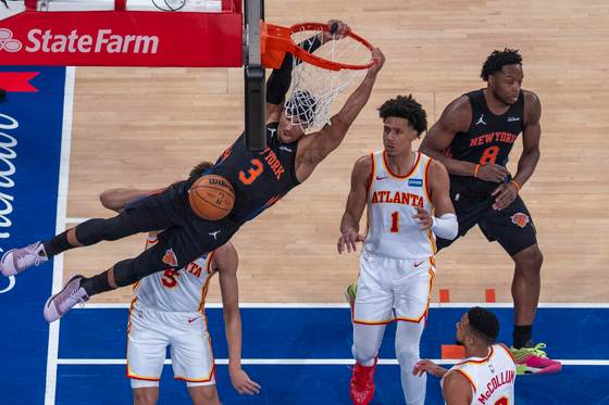 106-107. Los Knicks colapsan en los últimos minutos y los Hawks igualan la serie 1-1